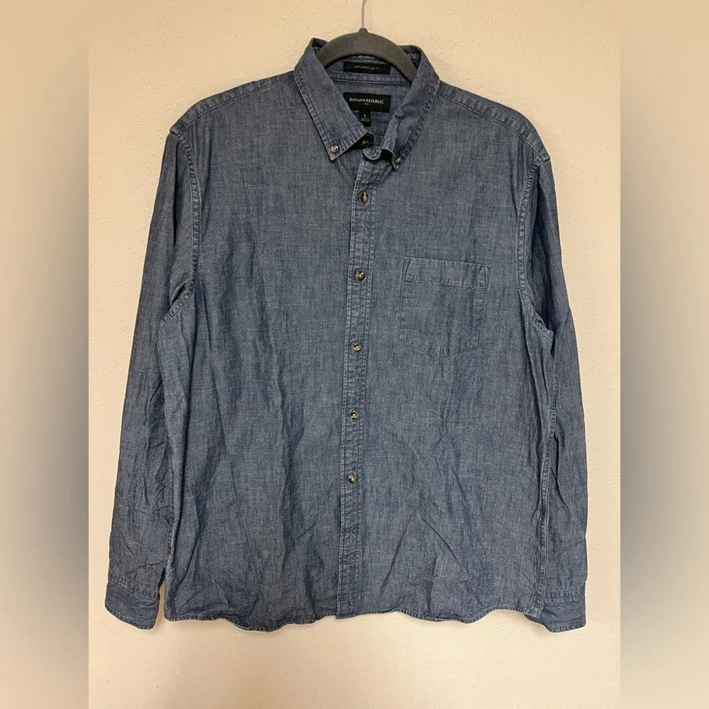 Banana Republic untucked slim fit cotton button down L